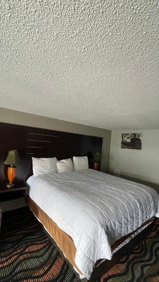 Country Town N' Suites Гатлинбург Экстерьер фото