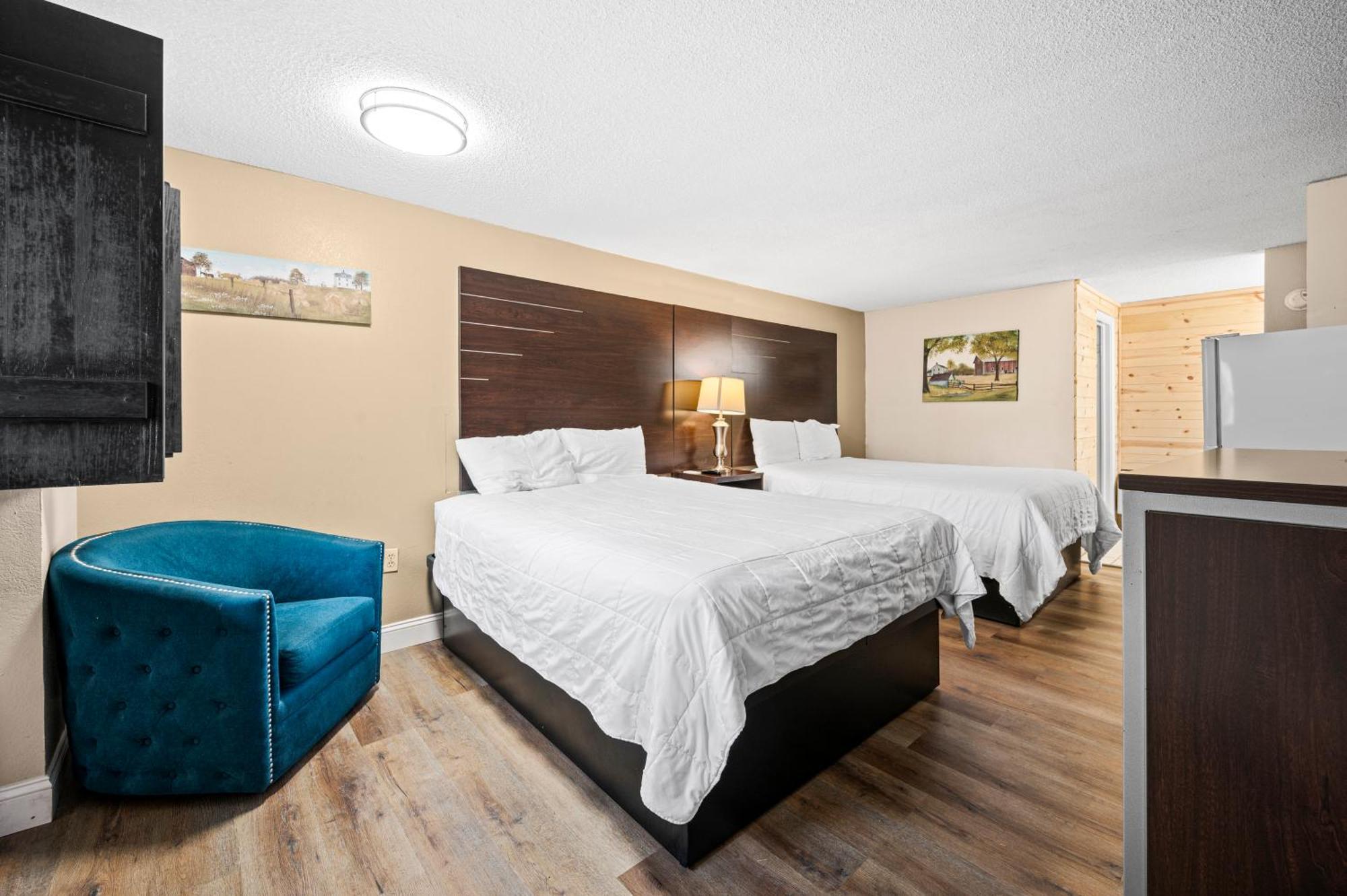 Country Town N' Suites Гатлинбург Экстерьер фото
