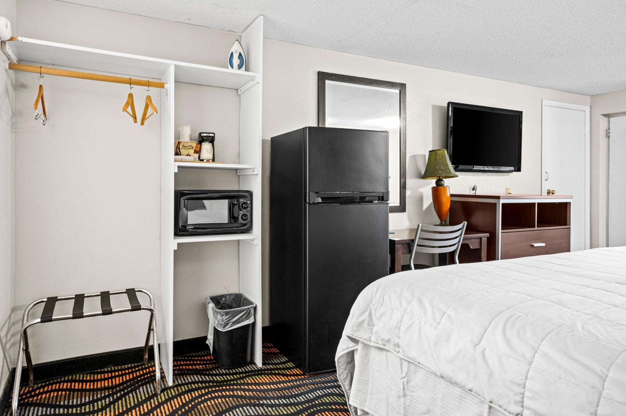 Country Town N' Suites Гатлинбург Экстерьер фото