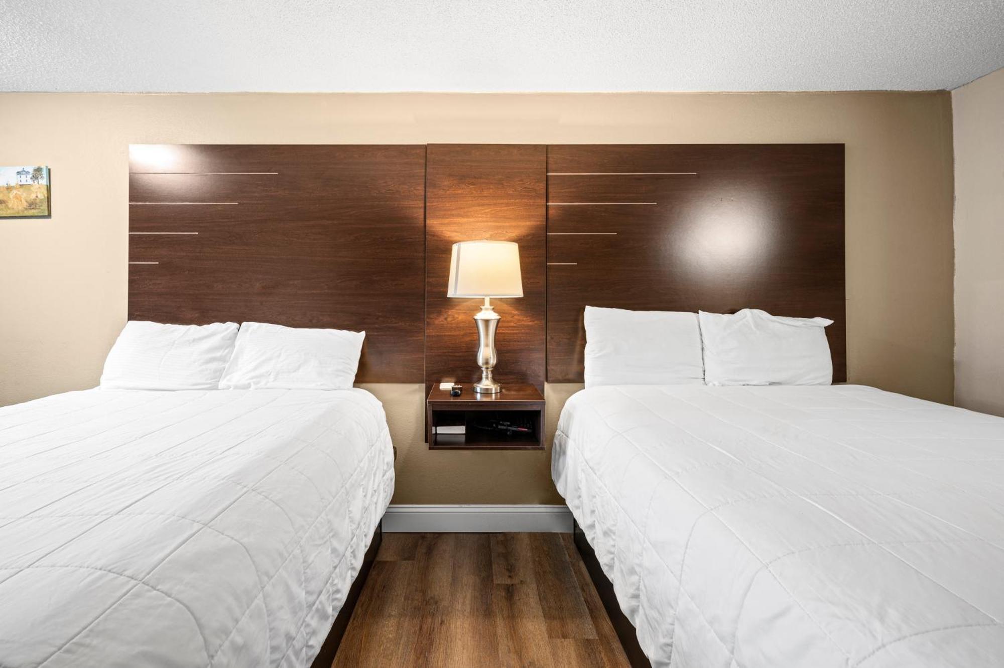 Country Town N' Suites Гатлинбург Экстерьер фото
